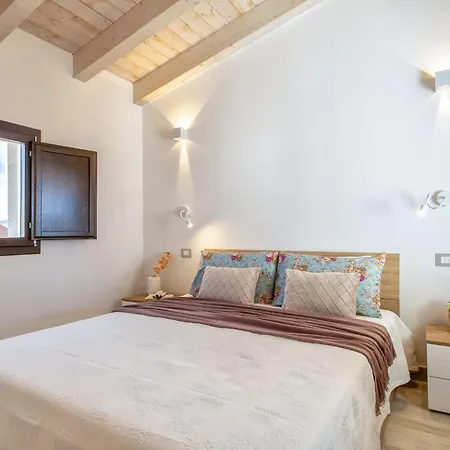 Attico Anna By Interhome * Arzachena